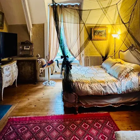 בית הארחה D'hotes Du Chateau De Monteux La Fouillouse